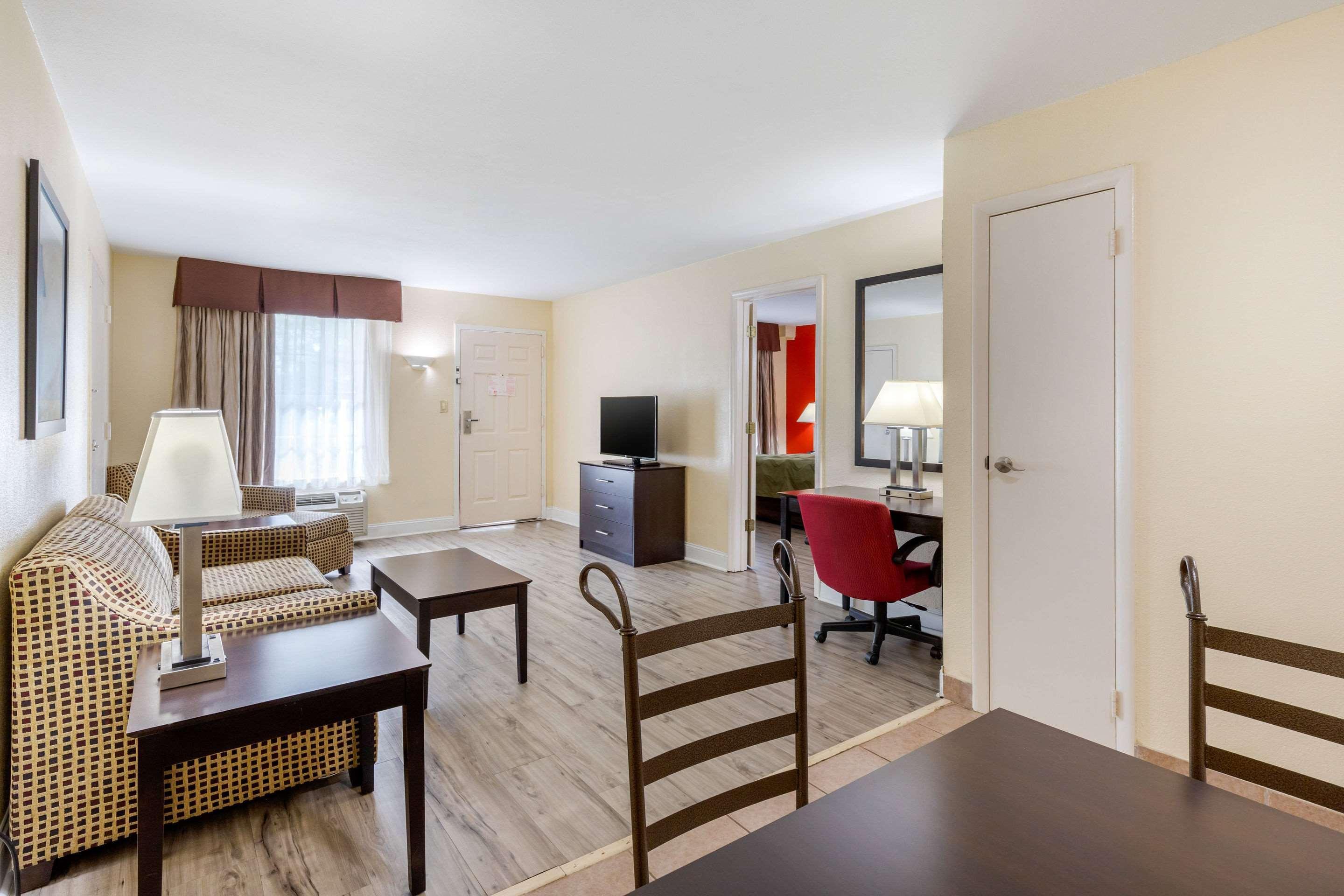 Quality Inn&Suites Lexington Extérieur photo