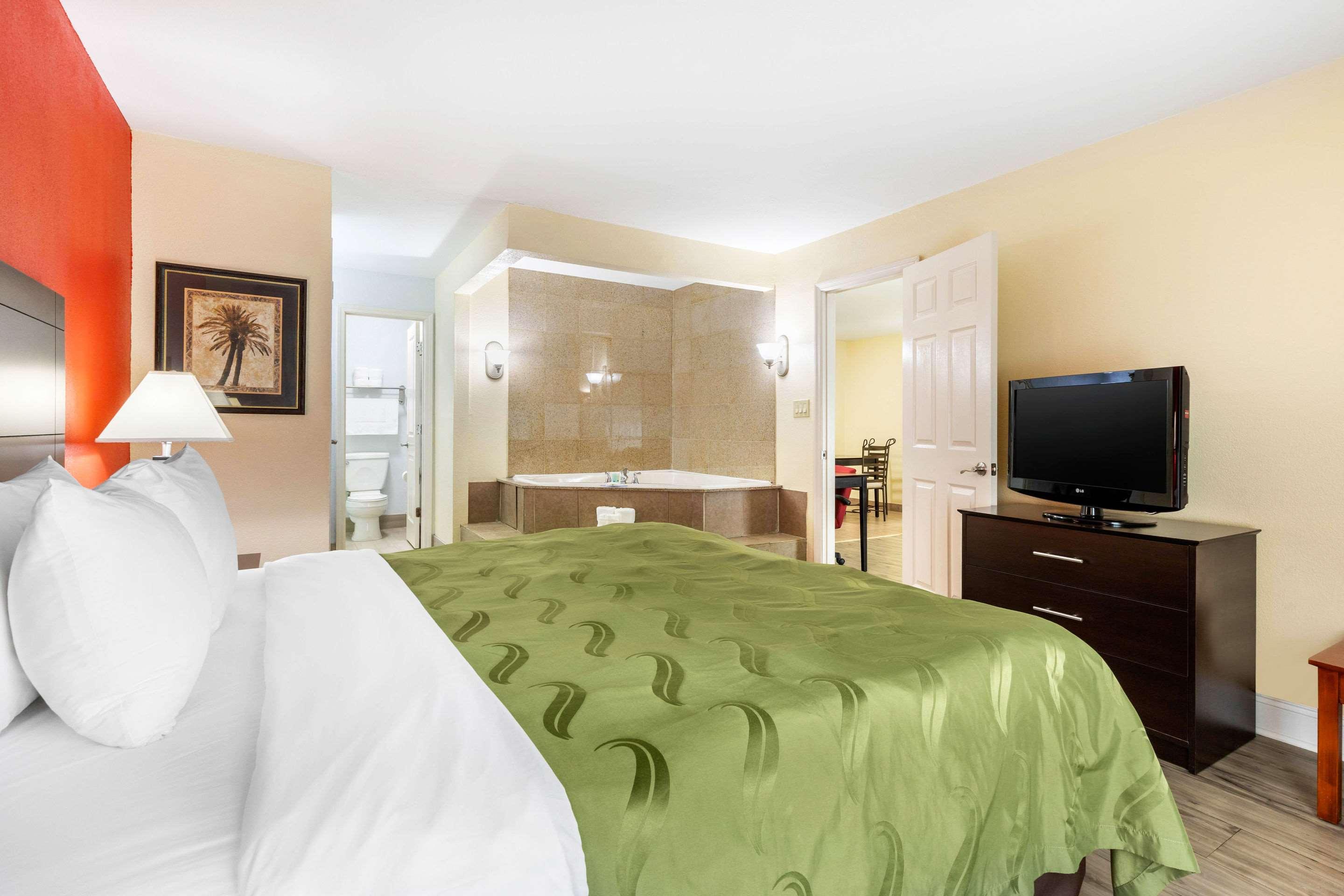 Quality Inn&Suites Lexington Extérieur photo